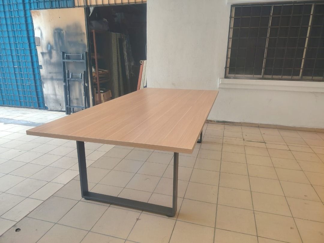 Meeting Table Code:MT-79 (Category: Tables & Sets) located in Petaling Jaya. Submitted by micron1786 (Listing ID 1461694688, Image 3). Description: [**Price above DOES NOT INCLUDE of delivery & Installation**] L 2800mm W 1200mm H 750mm Code :MT-79 Available :5 Condition : Goods We are specialist in BUY or SELL New/Used Home Furniture or Office Equipment [ Micron Furniture Trading sdn bhd ] 20 , Jalan PJS 3/46 , Sri Manja Square , Taman Sri Manja 