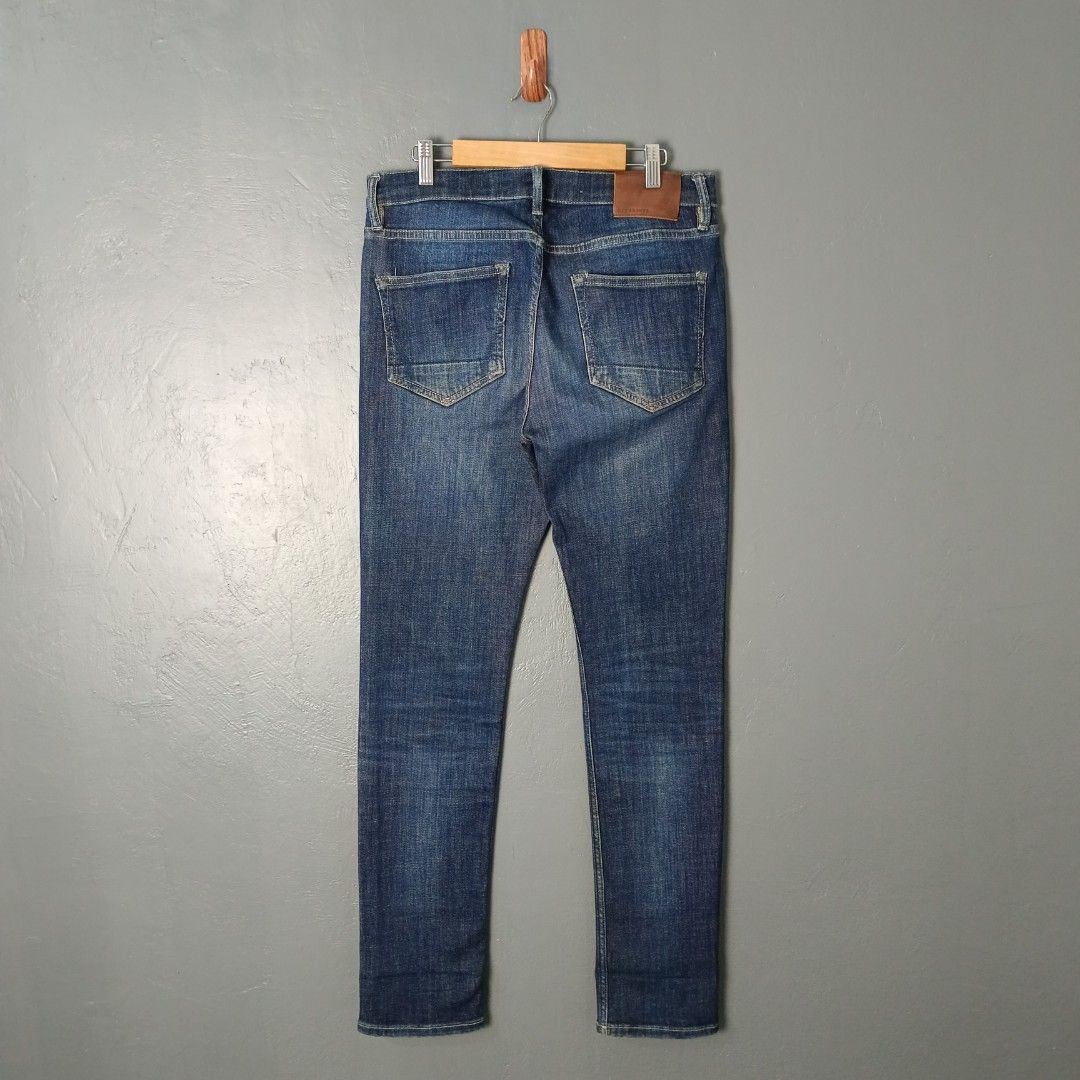 Men's - Allsaints (Category: Jeans) located in Bacolod City. Submitted by drop.ph (Listing ID 1461693379, Image 3). Description: Allsaints - Rex Slim Fit Jeans *Stretchable *Fits - 30-31 Length - 42.5, Leg Opening - 6.5 *Excellent cloth *Small stain *Price: 1,200php *Add SF if outside Bacolod City .