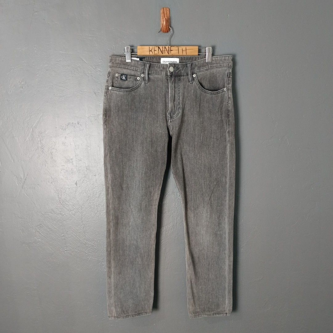 Men's - Calvin Klein (Category: Jeans) located in Bacolod City. Submitted by drop.ph (Listing ID 1461682974, Image 2). Description: Calvin Klein Authentic *Size 32, Length - 35, Leg Opening - 6.5 *Very Good *Stain *Price: 680php *Add SF if outside Bacolod City .
