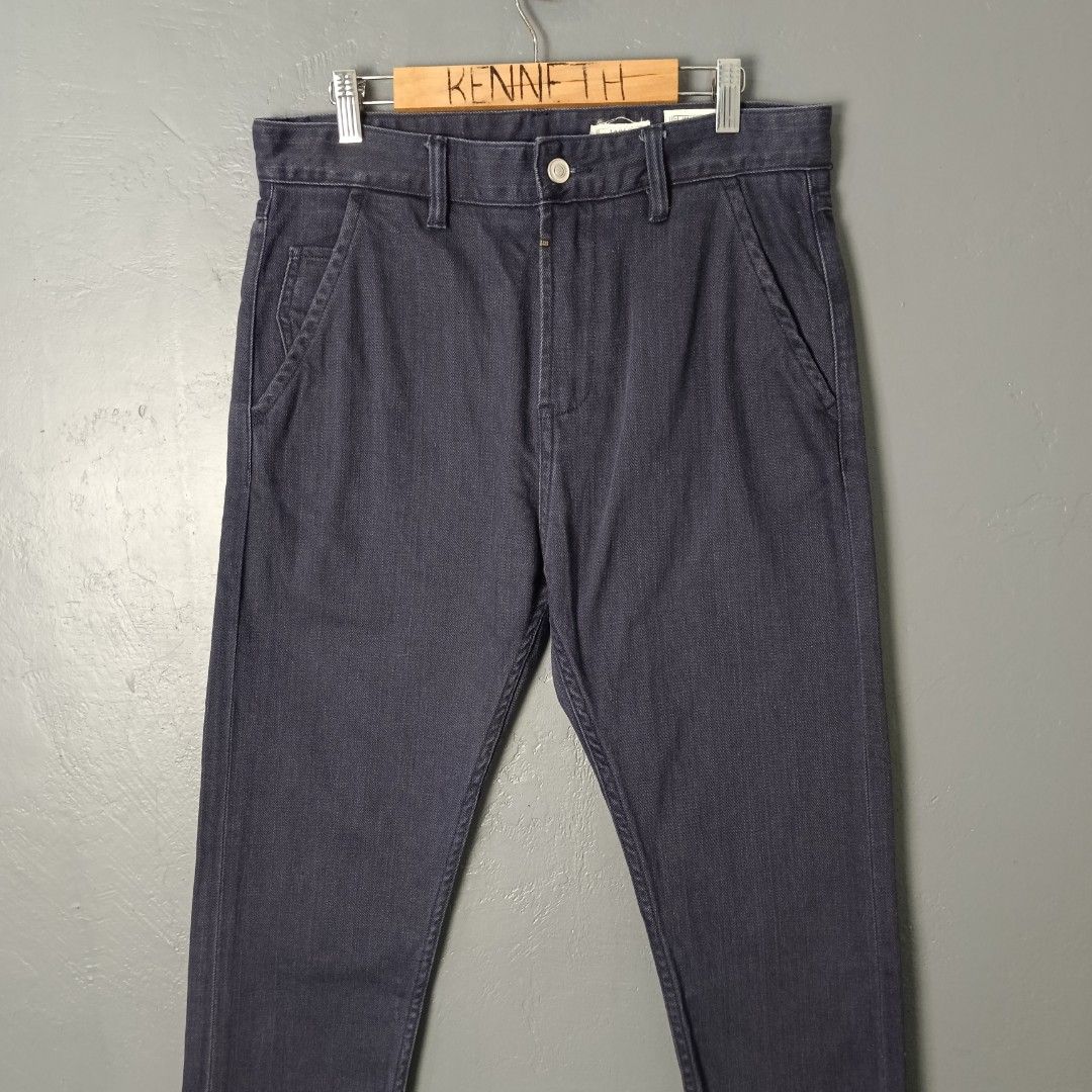 Men's - Oldsaints (Category: Jeans) located in Bacolod City. Submitted by drop.ph (Listing ID 1461692418, Image 1). Description: Oldsaints - Taper Fit Authentic *Fits 31, Length - 38, Leg Opening - 6 *Excellent *No Flaws *Price: 1,200php *Add SF if outside Bacolod City .