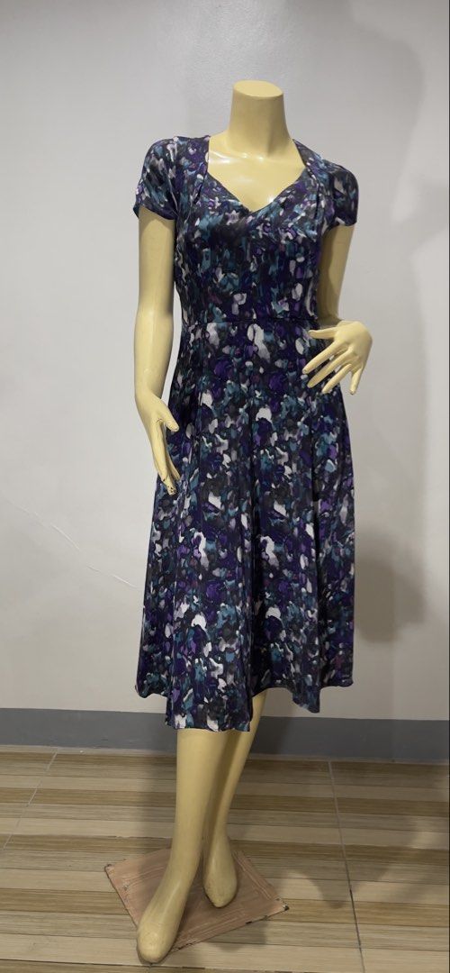 Midi dress (Category: Dresses) located in Antipolo. Submitted by sarisarionlinestore (Listing ID 1461700309, Image 1). Description: .