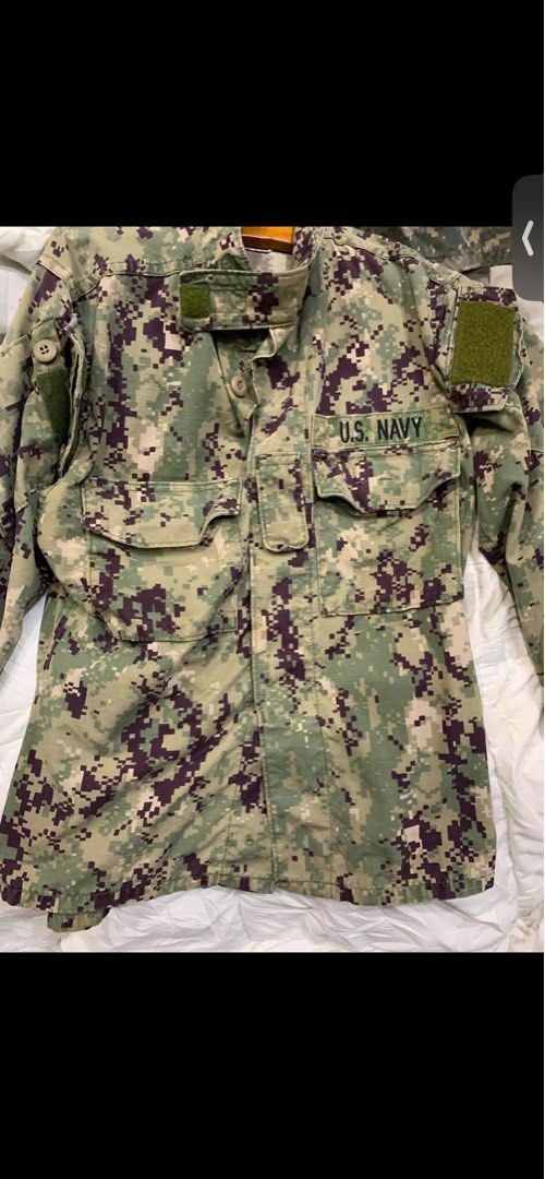 Military jacket for sale small size (Category: Coats, Jackets and Outerwear) located in Manila. Submitted by spaceshop12345 (Listing ID 1461667471, Image 3). Description: .