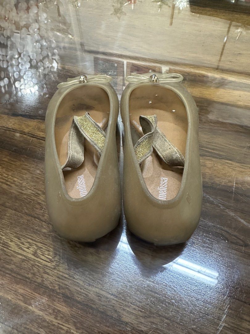 Mini Melissa Kids (Category: Babies & Kids Fashion) located in Antipolo. Submitted by capizexport (Listing ID 1461562574, Image 2). Description: Mini Melissa kids Size 30 euro Price 400 pesos No longer using .