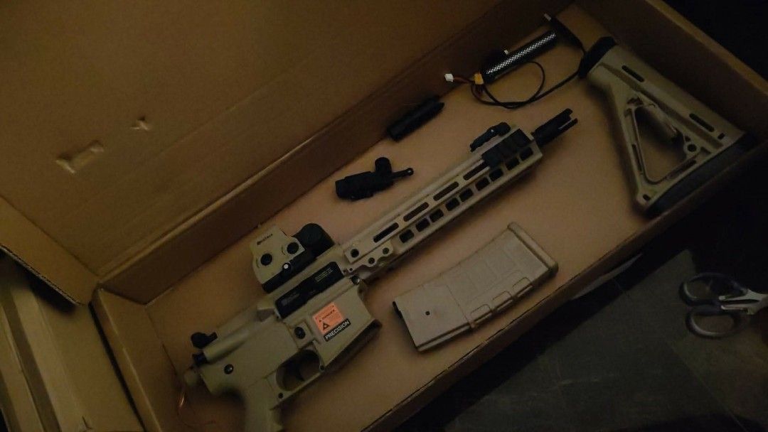 Mk8 Gel blaster, metal gears inside (Category: Action & Battle Toys) located in Caloocan City. Submitted by dwarzs (Listing ID 1461712157, Image 1). Description: .