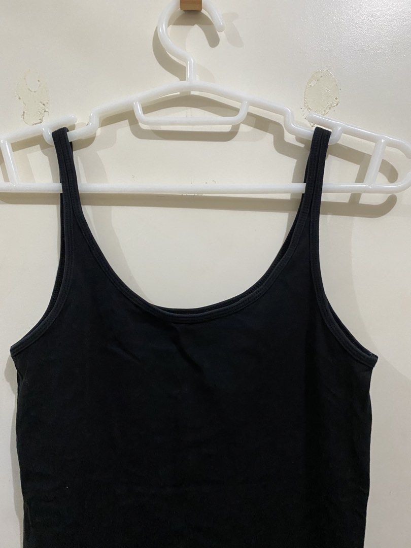 MNG Basics Black Tank Top (Category: Sleeveless) located in Taguig. Submitted by maly01_ (Listing ID 1461567546, Image 2). Description: fits small to medium frames dm for inquiries :).