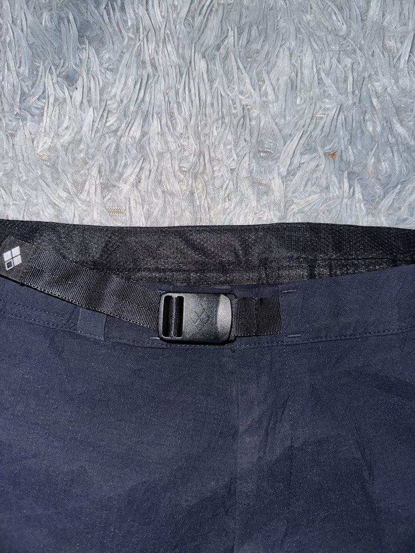 Montbell Trekking Pants Excellent Condition Size Large (Category: Chinos) located in Baao. Submitted by revamped.co (Listing ID 1461698103, Image 2). Description: Montbell Trekking Pants Excellent Condition Size Large Fit 32-26 41.5 Inches Length No Issue Need Wash .