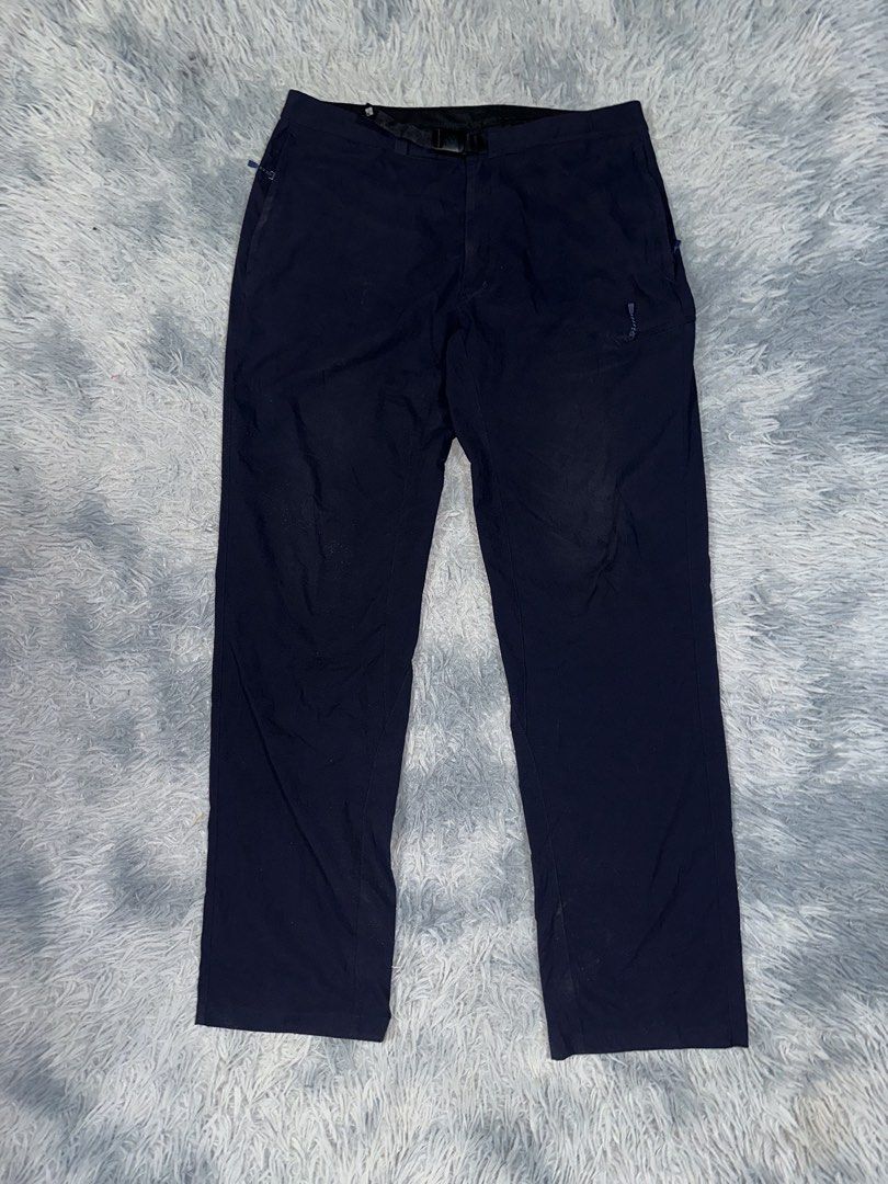 Montbell Trekking Pants Excellent Condition Size Large (Category: Chinos) located in Baao. Submitted by revamped.co (Listing ID 1461698103, Image 1). Description: Montbell Trekking Pants Excellent Condition Size Large Fit 32-26 41.5 Inches Length No Issue Need Wash .