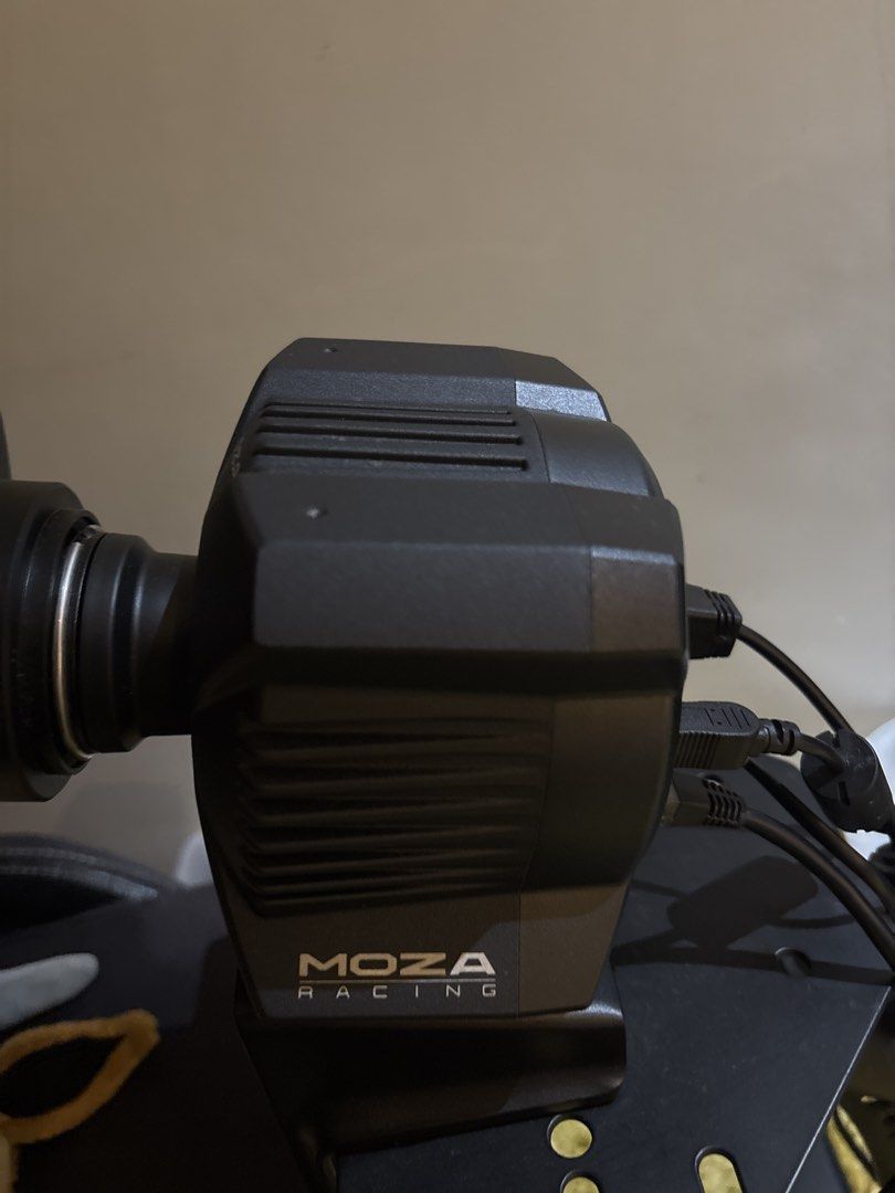 MOZA R3 Direct Drive Wheelbase Only – 3.9Nm (Category: Controllers) located in Quezon City. Submitted by juanchodgz31145 (Listing ID 1461743669, Image 2). Description: MOZA R3 direct drive wheelbase only. Fully working, no issues. Used for less than a year and well taken care of. Selling because I’m upgrading to a stronger wheelbase. Wheel, pedals, and other accessories not included. Can test before buying..