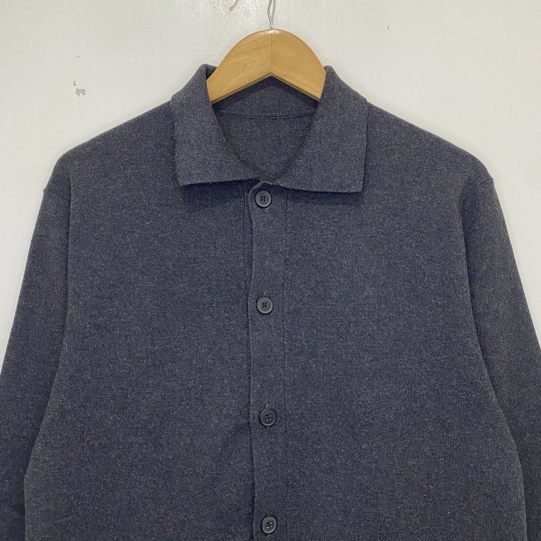 Muji Milano Ribbed Cardigan (Category: Coats, Jackets and Outerwear) located in Tanauan. Submitted by flexingthriftsph (Listing ID 1461768658, Image 3). Description: Muji Milano Ribbed Cardigan Medium on tag 20 inches - chest 26.5 inches - length Excellent condition -800.00.