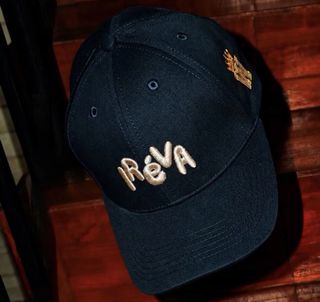 (Category: ) located in . Submitted by shopireva (Listing ID 1461660856, Image 1). Description: .