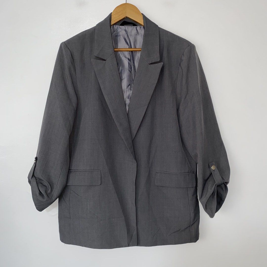 SALE‼️NET Ladies blazer (Category: Coats, Jackets and Outerwear) located in San Jose del Monte. Submitted by mamiracky (Listing ID 1461702569, Image 1). Description: Last price posted In good condition No flaws No when worn .