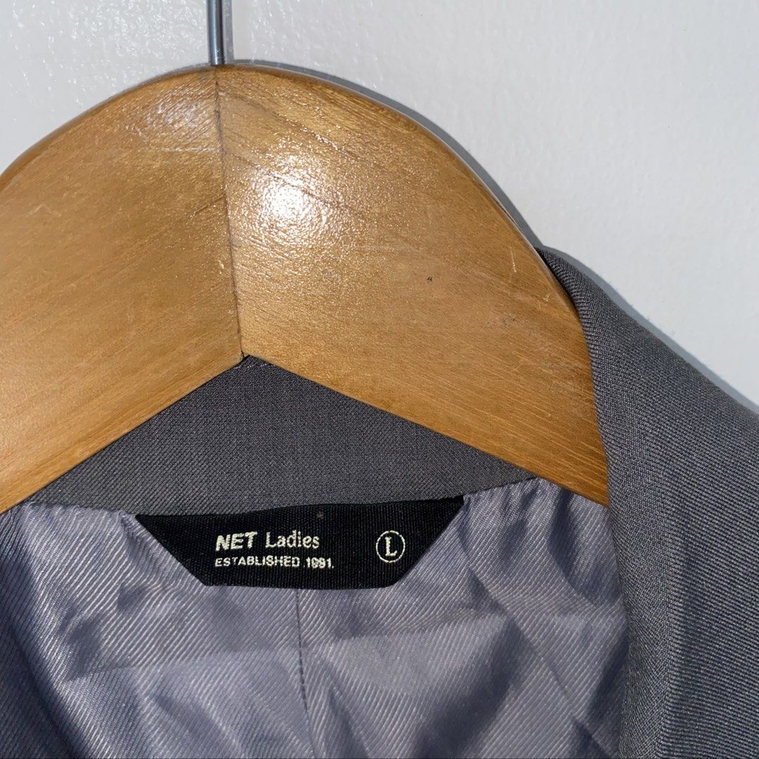 SALE‼️NET Ladies blazer (Category: Coats, Jackets and Outerwear) located in San Jose del Monte. Submitted by mamiracky (Listing ID 1461702569, Image 3). Description: Last price posted In good condition No flaws No when worn .