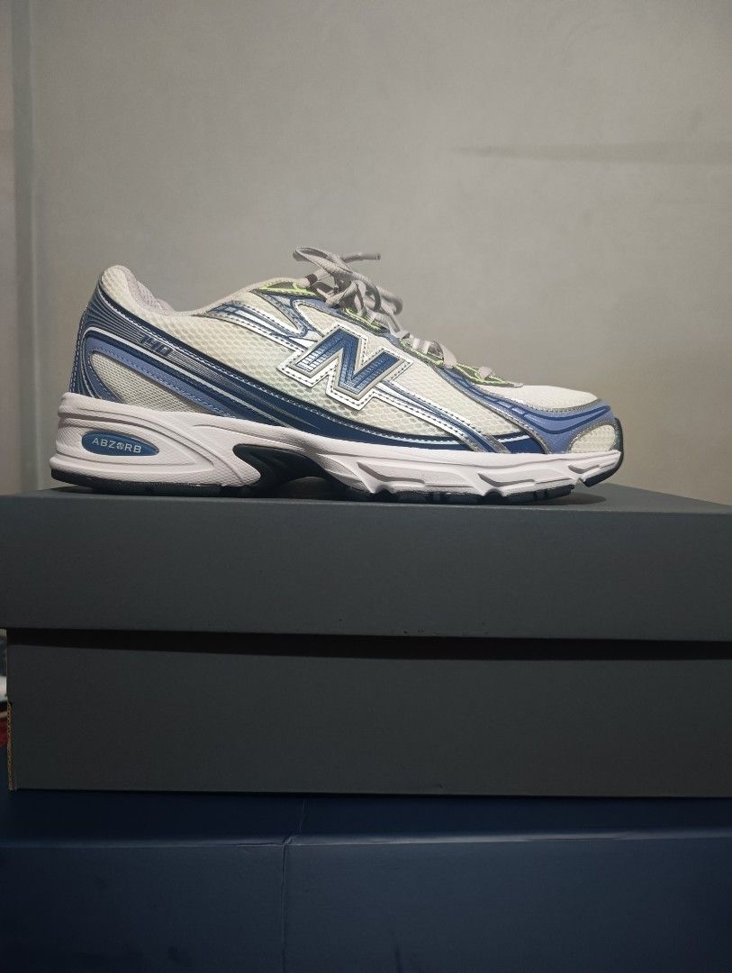 New Balance 740 (Category: Sneakers) located in Manila. Submitted by wildstorm.7745b2 (Listing ID 1461758350, Image 2). Description: .