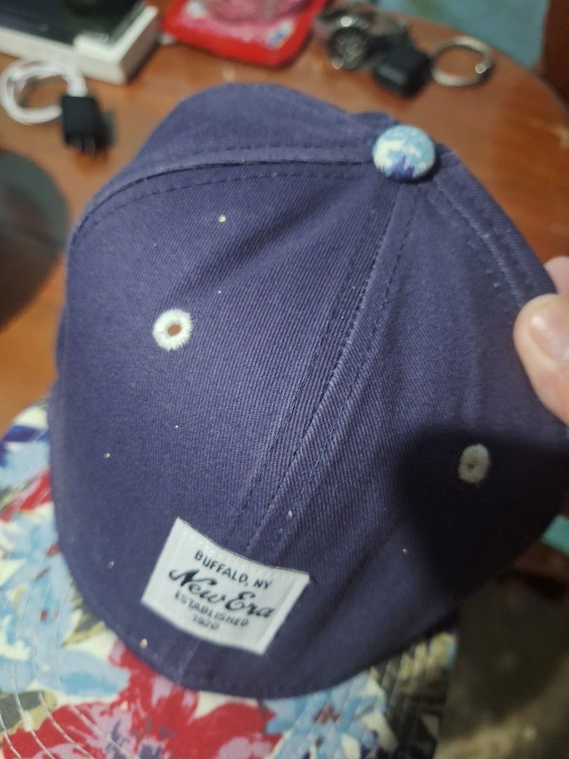 New Era Cap and Jordan Pouch (Category: Caps & Hats) located in Guagua. Submitted by leonicnesa (Listing ID 1461701901, Image 2). Description: pang work2 aspack.