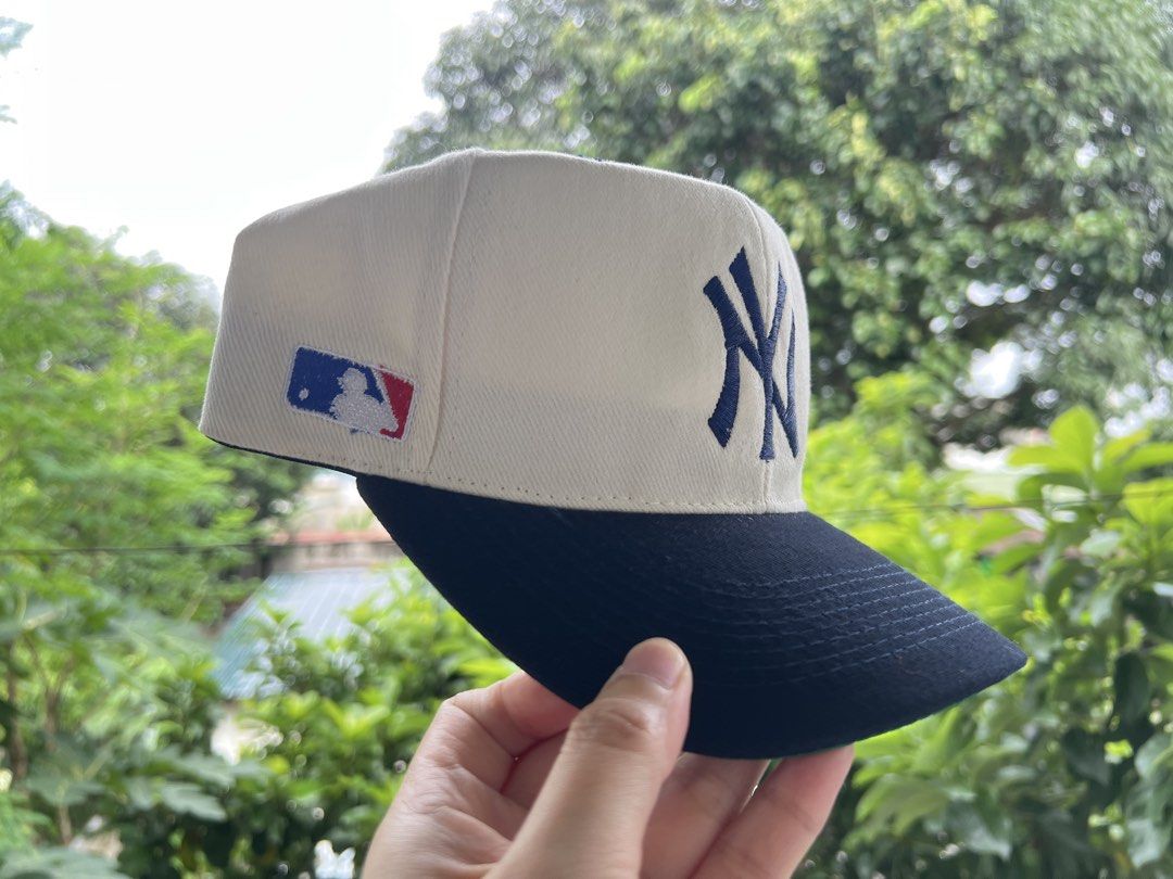 New York 90s Inspired caps bnew (Category: Caps & Hats) located in Manila. Submitted by rie.irebaria (Listing ID 1461797963, Image 2). Description: Cainta/Pasig area.