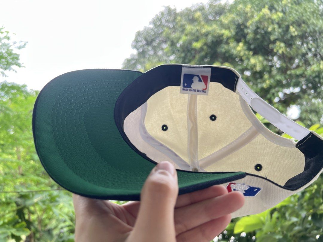 New York 90s Inspired caps bnew (Category: Caps & Hats) located in Manila. Submitted by rie.irebaria (Listing ID 1461797963, Image 3). Description: Cainta/Pasig area.