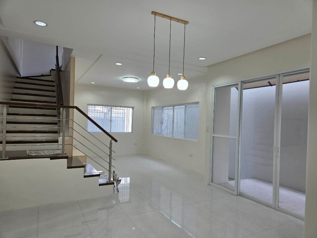 (Category: ) located in . Submitted by Broker5608 (Listing ID 1461671635, Image 1). Description: .