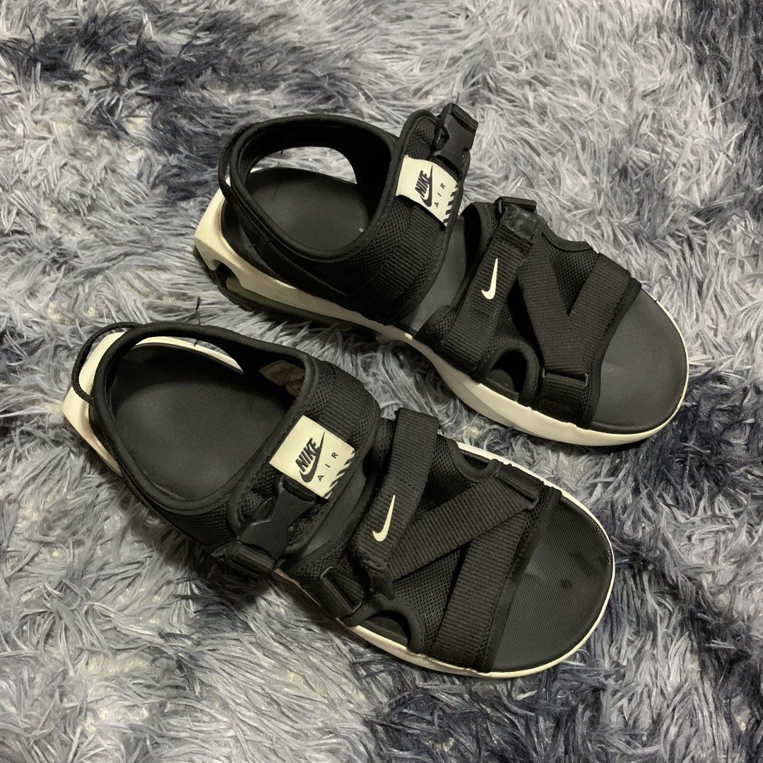 Nike Air Max Sandals Black (Category: Slippers & Slides) located in Cavite. Submitted by rexander07 (Listing ID 1461574541, Image 1). Description: For Sale Nike Air Max Sole Sandal (used) Excellent Condition Size 9Us Cm27 Location - Bacoor Cavite Courier - Lalamove , Jnt , Lbc (COP) Sale ₱ 850+ship Can do vouch or video call for fast and safety transaction .📥.