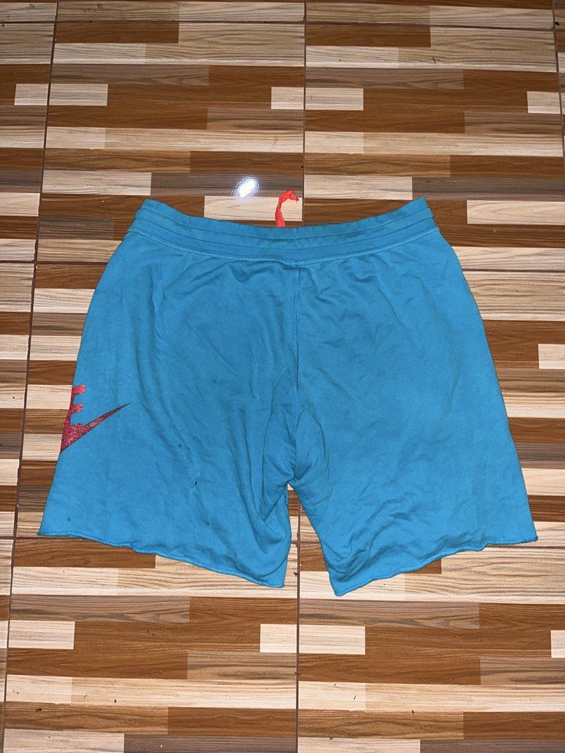 Nike Alumni Short (Category: Shorts) located in Nabua. Submitted by lastthrift2.0 (Listing ID 1461781265, Image 3). Description: Dimes•34-36x20 •Design niya po yung crackings 9/10 color rate Need wash🧼 .