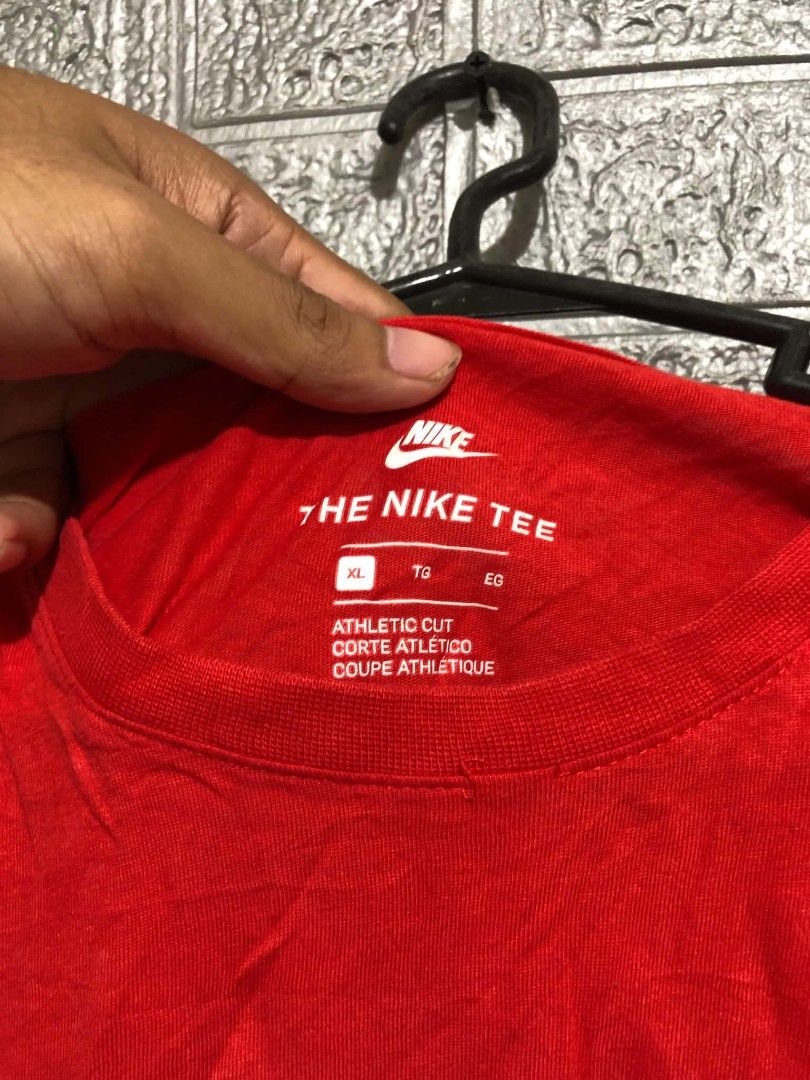 Nike Biglogo Shirt (Category: Tshirts & Polo Shirts ) located in Manila. Submitted by wildshark-33d3 (Listing ID 1461775206, Image 3). Description: Authentic Excellent condition No issue.