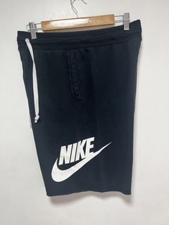 (Category: ) located in . Submitted by thriftdripbyjm (Listing ID 1461729291, Image 1). Description: .