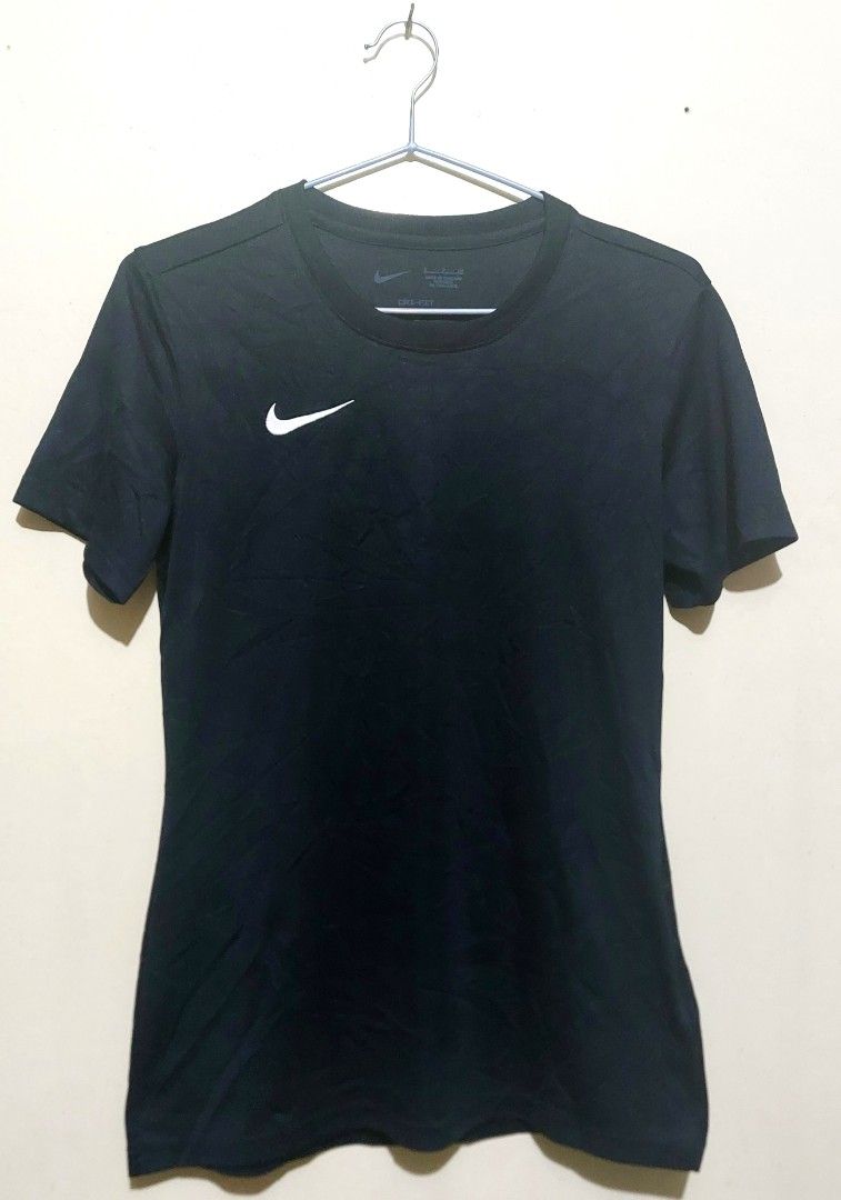 Nike Dri fit Size: S (Category: Activewear) located in Manila. Submitted by bien_greatgoods (Listing ID 1461601944, Image 1). Description: .