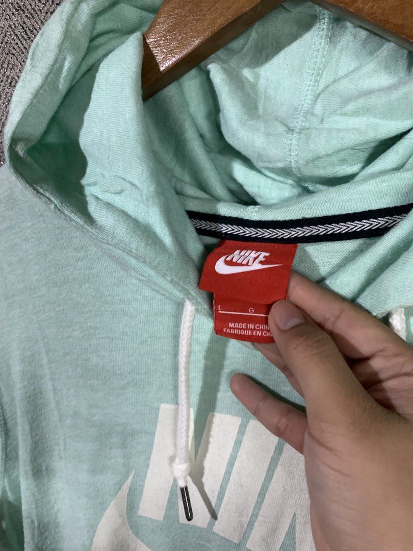 Nike mint Hoodie (Category: Coats, Jackets and Outerwear) located in Paranaque City. Submitted by thrift_in_the_hoods (Listing ID 1461781996, Image 2). Description: Dimes: 19x24 Size: Medium Issue: None .