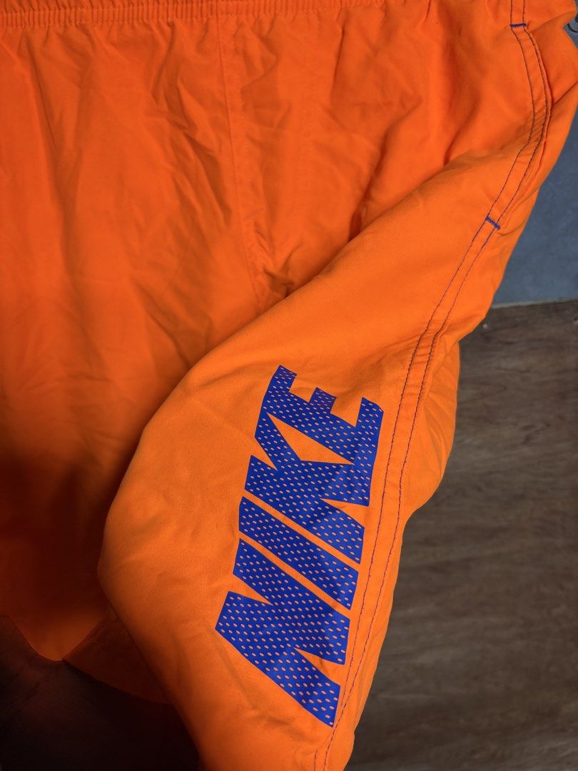 Nike Orange Short (Category: Shorts) located in Aparri. Submitted by bry_thrifts (Listing ID 1461722517, Image 3). Description: Width: 28”-33” Length: 19” Thigh: 12.5” Leg opening: 10.7” Color rate: 10/10 Condition: 9.5/10 Issue: Need wash, scratch, and repaired loose stitch .