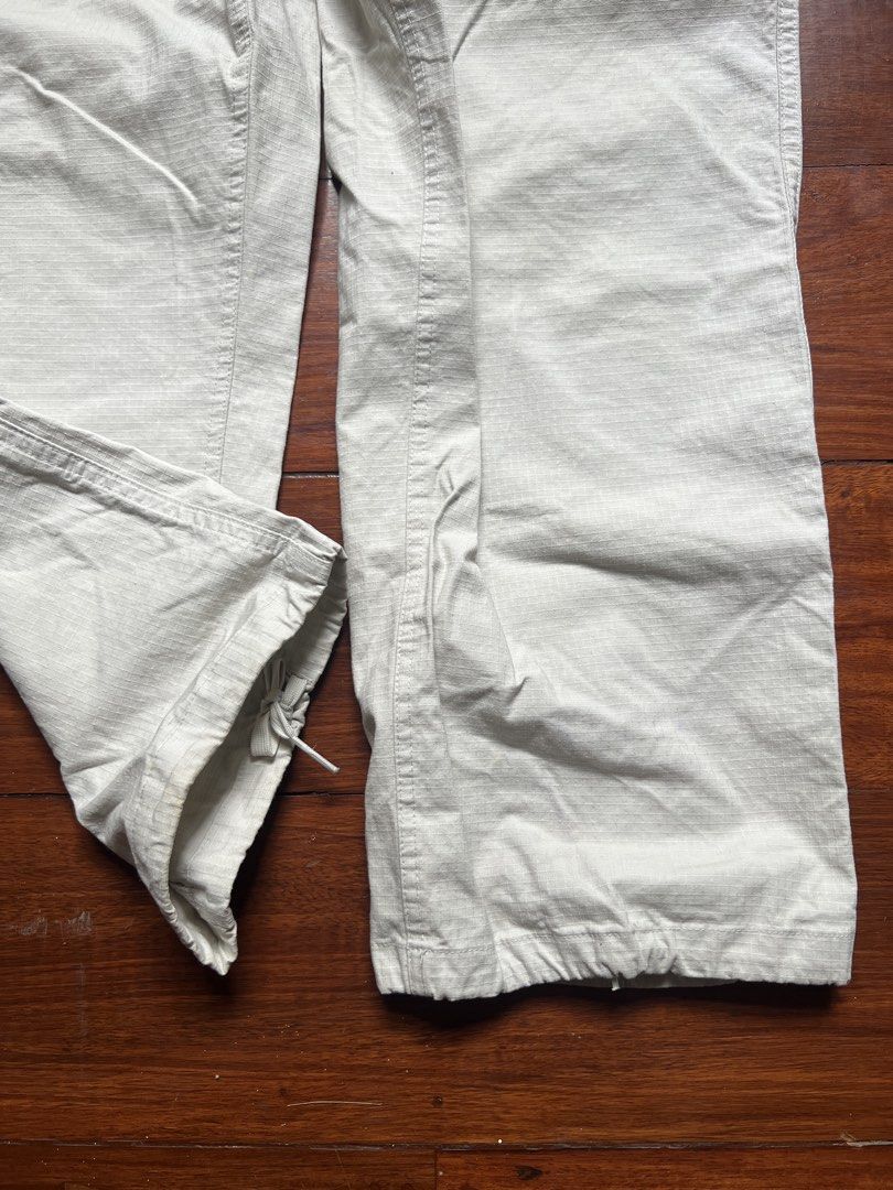 Nike SB Cargo Pants (Category: Joggers) located in Cebu City. Submitted by tita_chatts (Listing ID 1461566861, Image 3). Description: size 30.