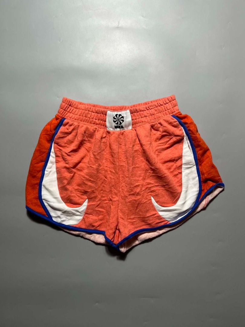 NIKE SEXY SHORT COTTON (Category: Shorts) located in General Santos City (Dadiangas). Submitted by arjay_genita (Listing ID 1461673265, Image 1). Description: ‼️Size 28-30 L15 ‼️Excellent condition ‼️Color rate 9.5./10 ‼️No issue.