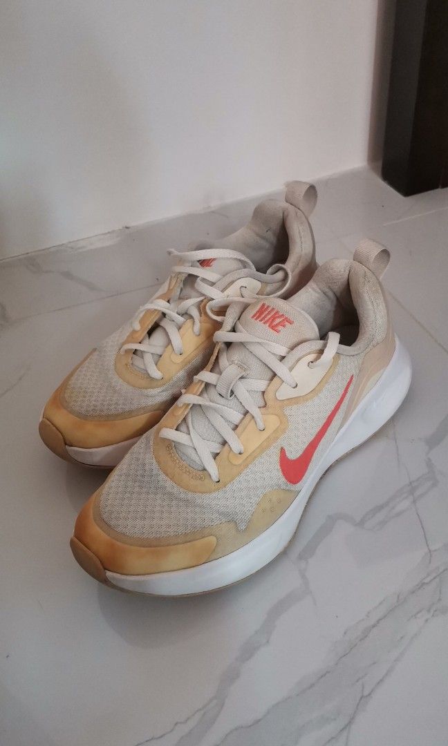 Nike shoes women (Category: Casual Shoes) located in Antipolo. Submitted by zealhorse_4b1730 (Listing ID 1461645948, Image 1). Description: Visible flaws sign of usage Yellow stain Still good soles and comfy to use.