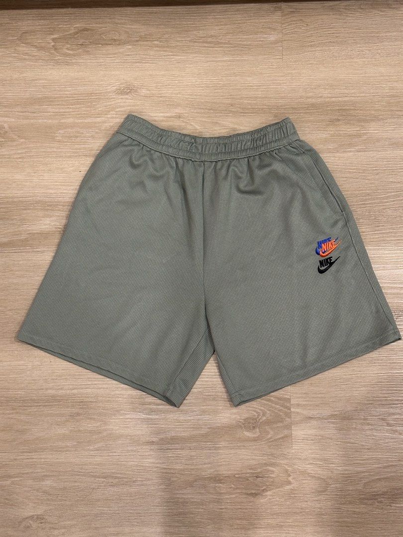 NIKE SHORTS (XXL) (Category: Shorts) located in Quezon City. Submitted by adsyy (Listing ID 1461660370, Image 1). Description: .