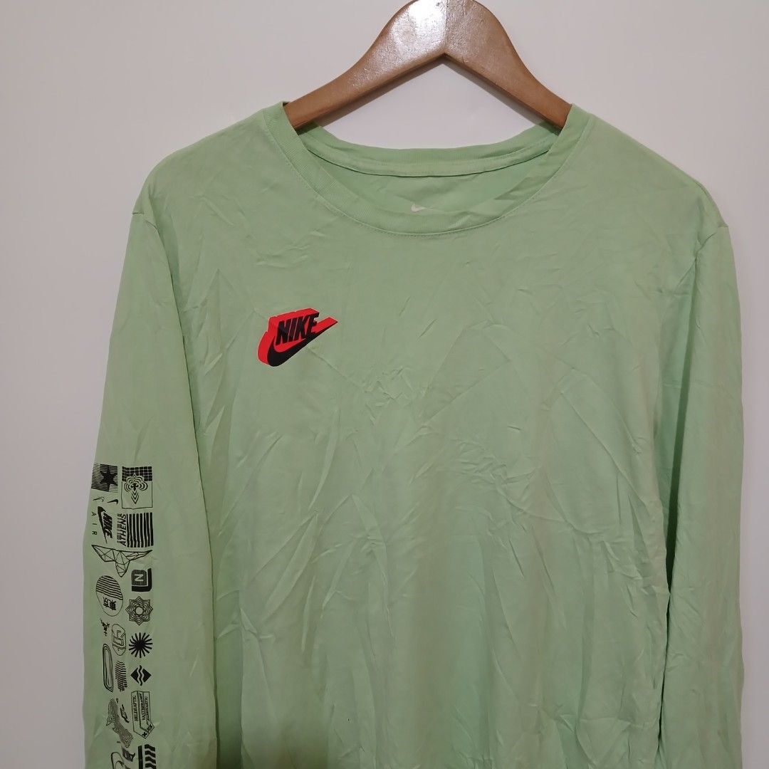 NIKE TEE L/S (Category: Tshirts & Polo Shirts ) located in Ozamiz City. Submitted by 2nd.sight (Listing ID 1461645181, Image 3). Description: *wash b4 wearing (fresh from bale) Size:large W:21.5 L: 28.5 issue: last 3 pics.