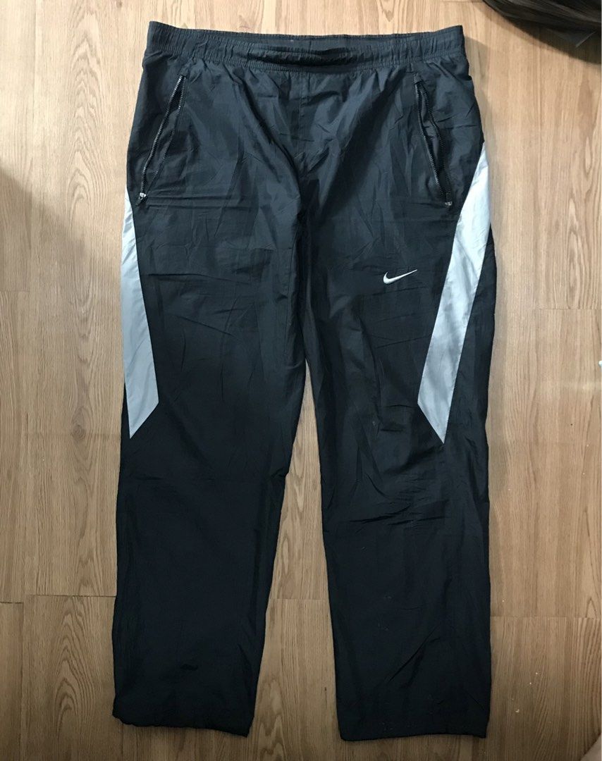 NIKE TRACK PANTS (Category: Chinos) located in Baguio. Submitted by kitaaa_ (Listing ID 1461605749, Image 2). Description: .
