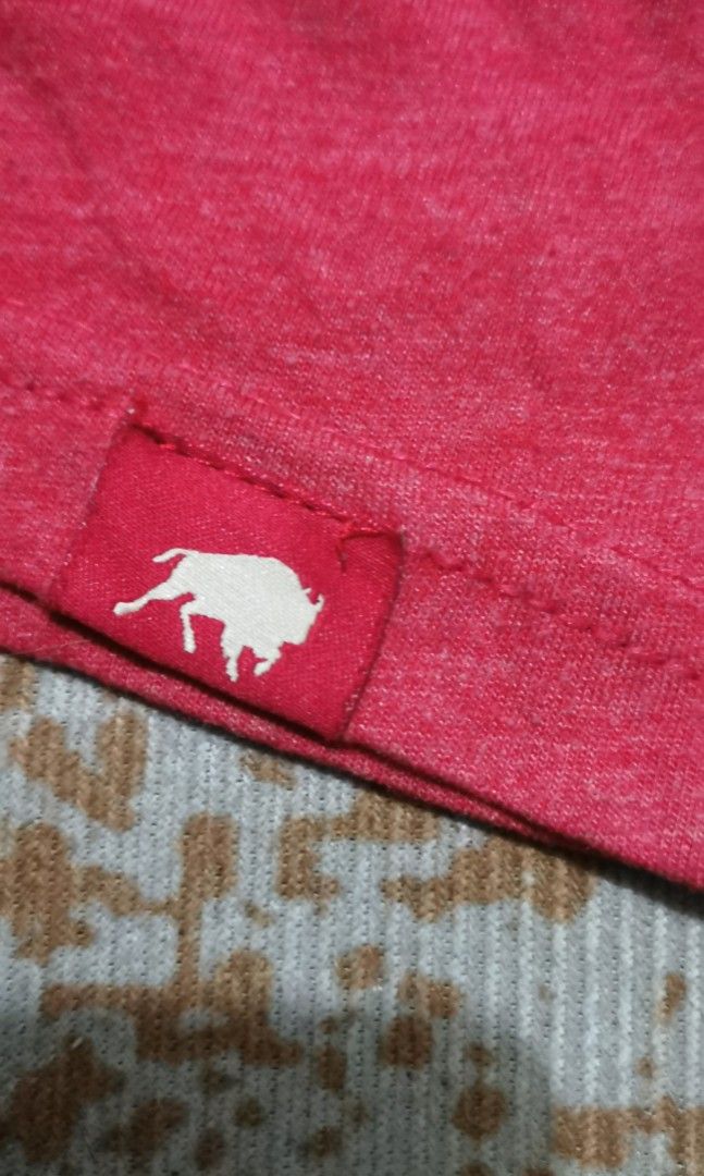 Nintendo graphic shirt (Category: Tshirts & Polo Shirts ) located in San Jose. Submitted by thrift_ni_sir (Listing ID 1461707767, Image 2). Description: Minimal crack prints MOD J&T ADD shipping fee MOP gcash.