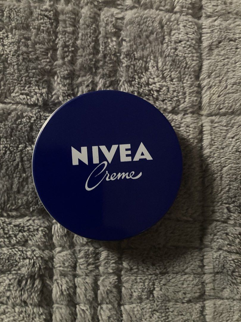 Nivea moisturizer (Category: Face Care) located in Makati City. Submitted by wonderfindzs (Listing ID 1461671137, Image 1). Description: .