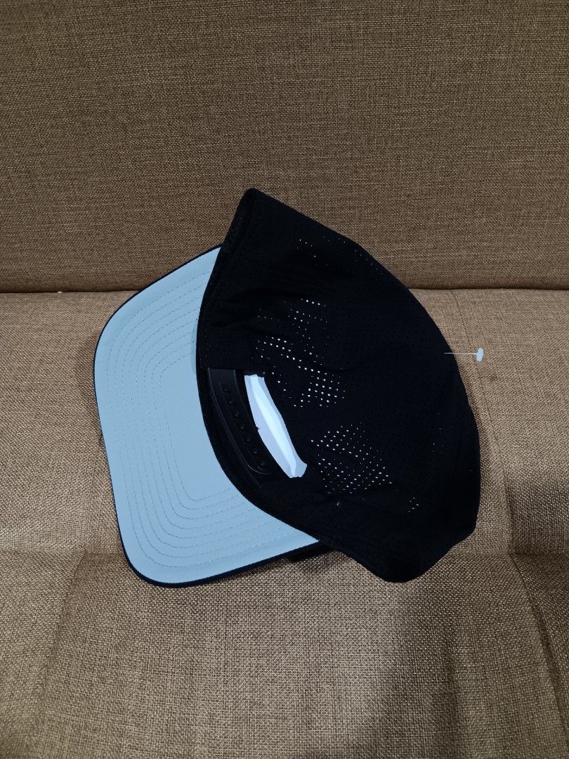 OFFICIAL WIMBLEDON CAP (Category: Caps & Hats) located in Manila. Submitted by gerryanton77059 (Listing ID 1461580482, Image 3). Description: .