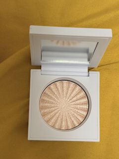 （分類：）位於 。 由 lorettal9 提交（商品編號 1461641626，圖片 1）。簡介： 。