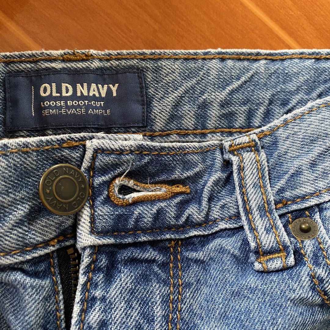 Old Navy Loose Boot-Cut Jeans - Size 10 Regular (Category: Babies & Kids Fashion) located in Makati City. Submitted by eunaj (Listing ID 1461642470, Image 3). Description: - Old Navy Loose Boot-Cut Jeans - Light Wash Denim - Size: 10 Regular - Material: 100% Cotton - Closure: Button and Zip - Features: Adjustable waist tabs inside - Perfect for everyday wear.