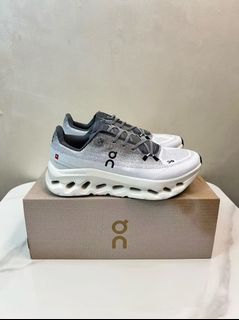 （分類：）位於 。 由 sneakerssssssssssss 提交（商品編號 1461699737，圖片 1）。簡介： 。