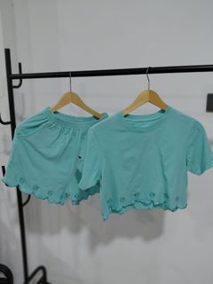 (Kategori: ) berada di . Dikirim oleh hani.thrift (ID iklan 1461674248, Gambar 1). Deskripsi: .