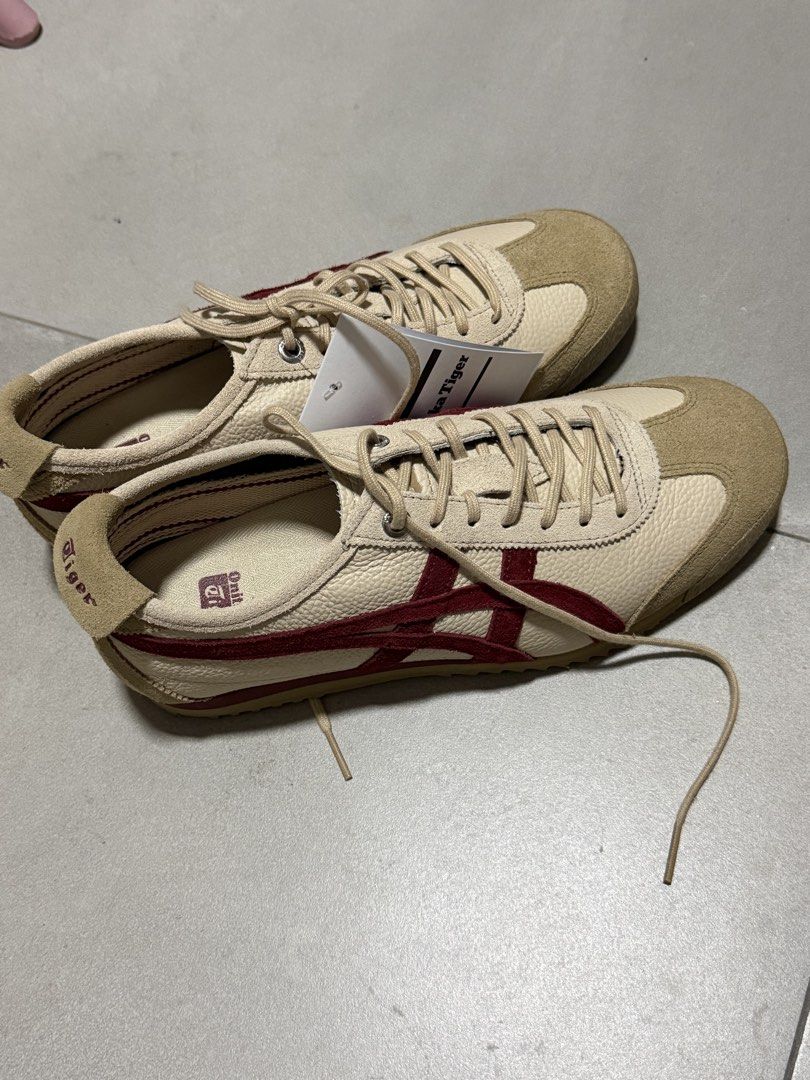 ONITSUKA TIGER MEXICO 66 SD VIN Beige/Beet Juice (Category: Sneakers) located in Cavite. Submitted by nicainics (Listing ID 1460111348, Image 2). Description: Onitsuka tiger mexico 66 sd vin Size us 7 Eur 38 Cm 24 Rfs: wrong size .