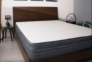 (Category: ) located in . Submitted by meekstore (Listing ID 1461566549, Image 1). Description: .