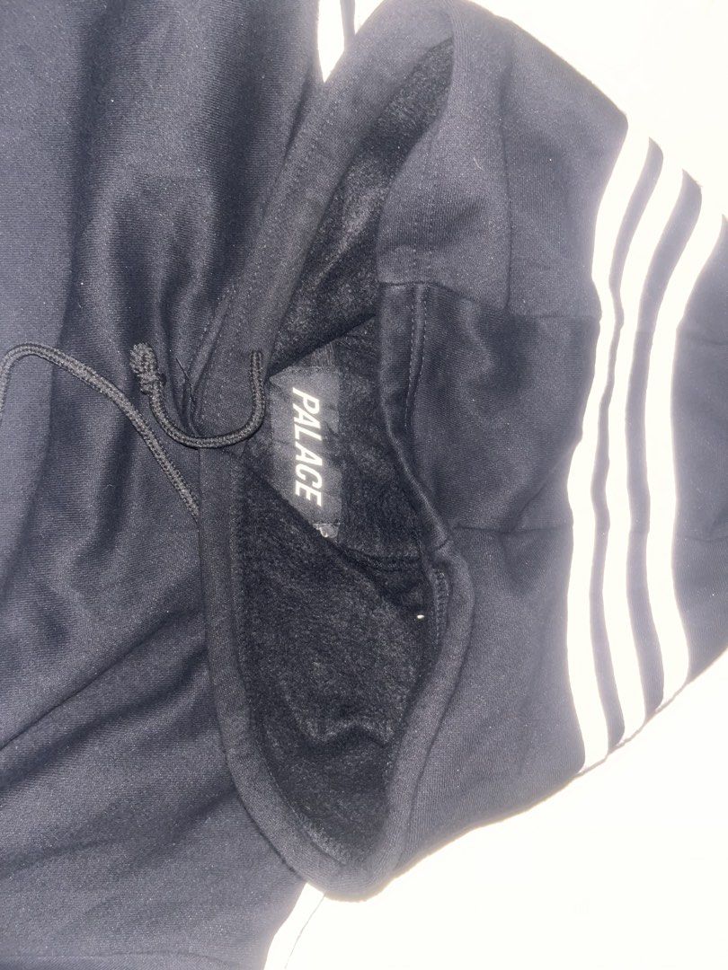 Palace X adidas hoodie jacket (Category: Coats, Jackets and Outerwear) located in Tagum. Submitted by clent.josh (Listing ID 1461687894, Image 2). Description: issue no wash tag .