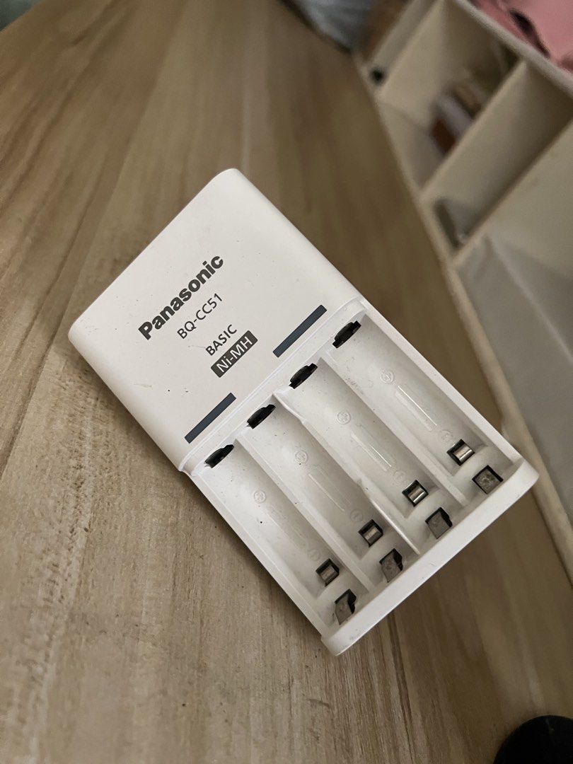 Panasonic AAA/AA Batter Charger (Category: Batteries & Chargers) located in Dagupan City. Submitted by 2400forlife (Listing ID 1461596097, Image 3). Description: Perfect for: Camera, flash, wireless microphone, toys, controllers, remotes, and other devices using rechargeable AA/AAA batteries..