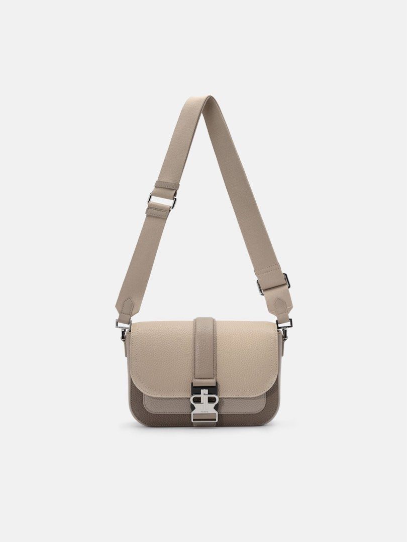Pedro Tex Leather Crossbody Bag- Multi Tumble (Category: Sling Bags) located in Pasig City. Submitted by ff.ph (Listing ID 1461795541, Image 1). Description: Size 8.5 inches Crossbody Bag Color Beige Multi Add paperbag plus 80 .