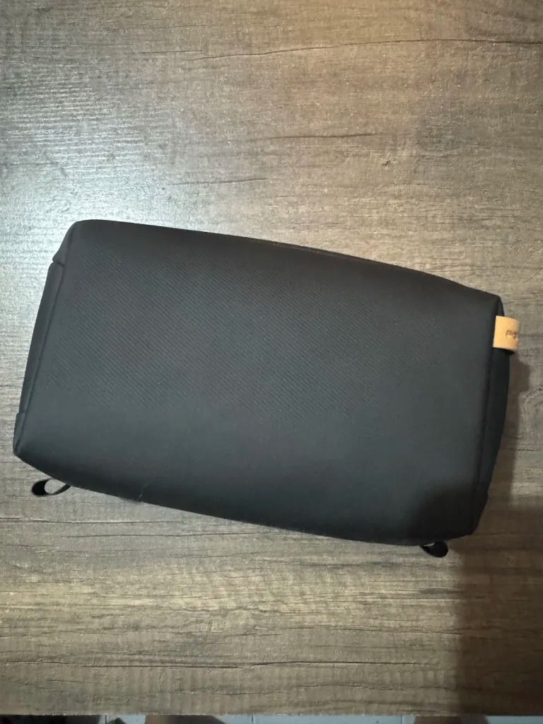 PGYTECH Pouch (Category: Belt bags, Clutches and Pouches) located in Las Pinas. Submitted by cxvjm (Listing ID 1461729941, Image 1). Description: Never been used rfs: decluttering.