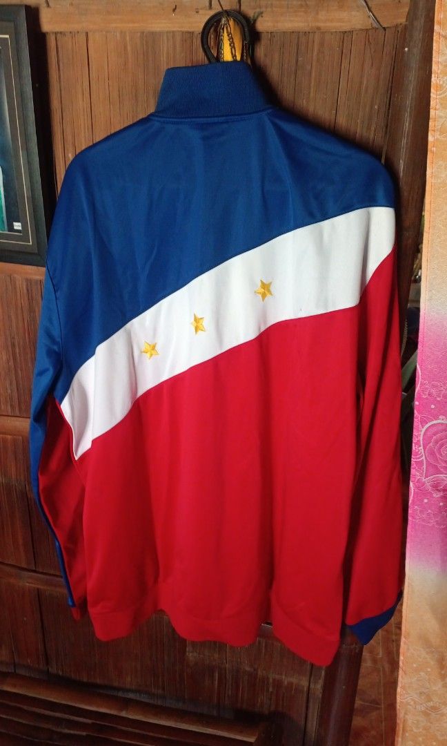 Philippine jacket (Category: Activewear) located in Asingan. Submitted by yukijadenn (Listing ID 1461581761, Image 3). Description: .