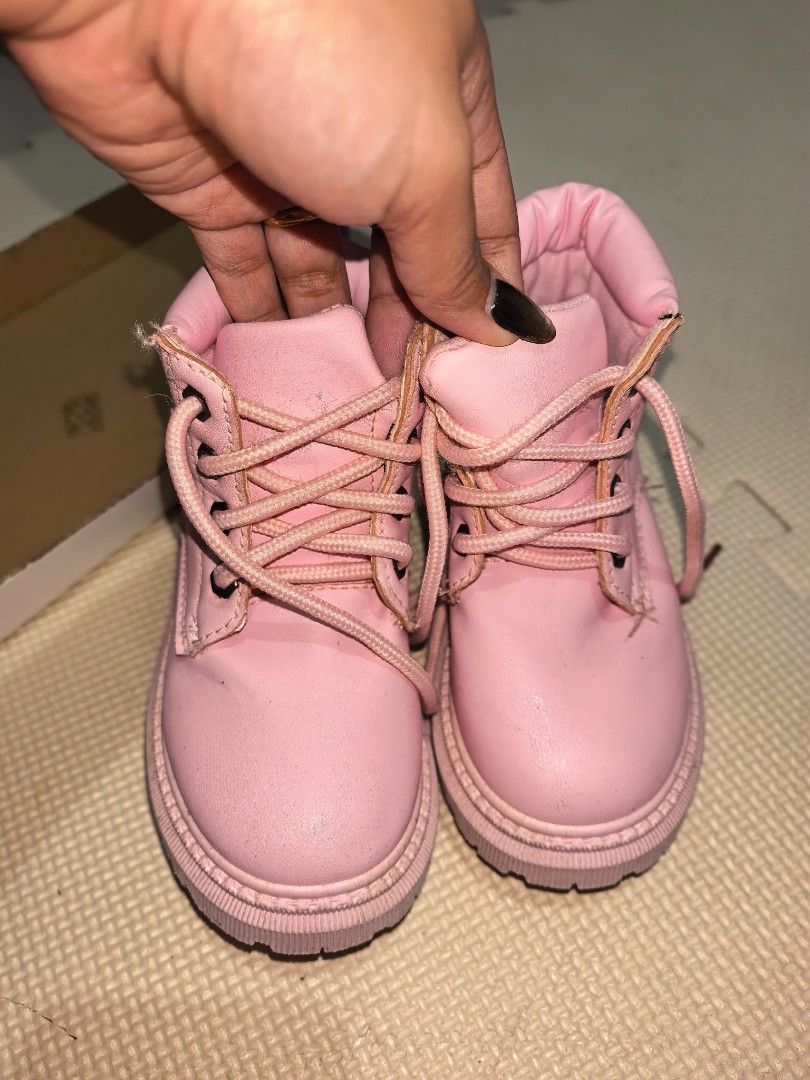Pink Boots EU 26 (Category: Babies & Kids Fashion) located in Cabanatuan. Submitted by saffy17 (Listing ID 1461588951, Image 2). Description: - Pink fashion boots for kids - Size EU 26 - Cute and stylish design - Ideal for everyday wear - Selling price: 200.