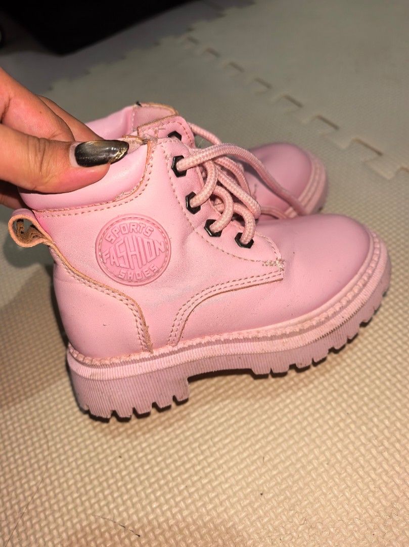 Pink Boots EU 26 (Category: Babies & Kids Fashion) located in Cabanatuan. Submitted by saffy17 (Listing ID 1461588951, Image 1). Description: - Pink fashion boots for kids - Size EU 26 - Cute and stylish design - Ideal for everyday wear - Selling price: 200.